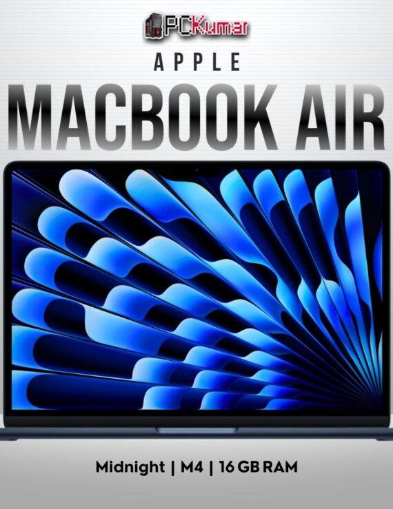 MacBook Air 13‑inch Midnight – M4 10c CPU + 8c GPU, 16 GB RAM, 256 GB SSD – flat lay